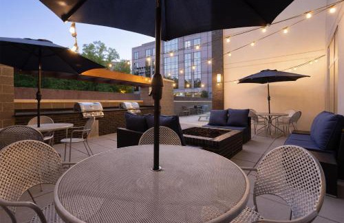 Greenville Downtown Hotel | Home2 Suites by Hilton Greenville Downtown