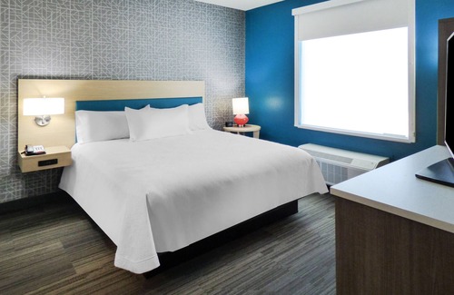 Southeast Pensacola Hotel | Home2 Suites by Hilton Pensacola Airport Medical Center