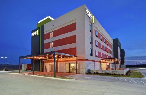 Greenwich Hotel | Home2 Suites by Hilton Wichita Northeast