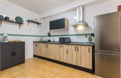 Sardina Apartment | Home2Book Sunny Getaway & Pool in Playa de Sardina
