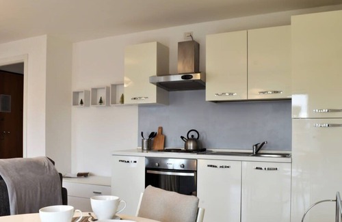 Villapizzone Apartment | HomeLovers White and Bright Studio Flat Portello Accursio Shopping District