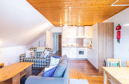 Bad Ischl Apartment | Homely Apartment in Bad Ischl with Balcony