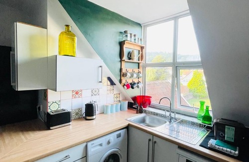Minehead Apartment | Homely Apartment in Minehead, Private Parking