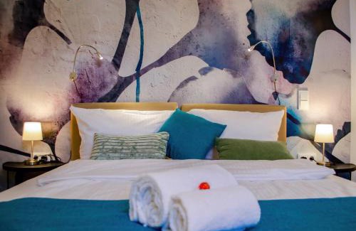 Obergiesing Apartment | HOMELY STAY Studio 2 - Modern Self-Check-In room in Munich - 15 min from Oktoberfest