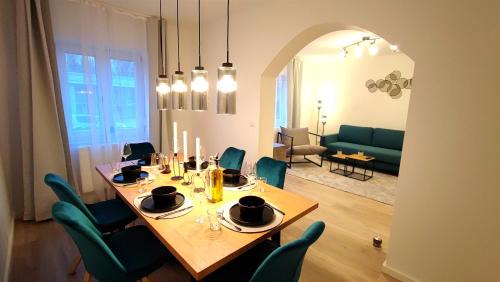 Moosburg Apartment | Homely Stay - Urban Oasis Apartments
