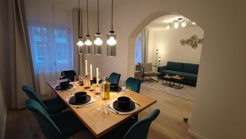 Moosburg Apartment | Homely Stay - Urban Oasis Apartments