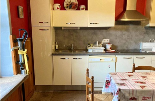 Fougerolles-Saint-Valbert House | Homerez - House near Fougerolles-Saint-Valbert