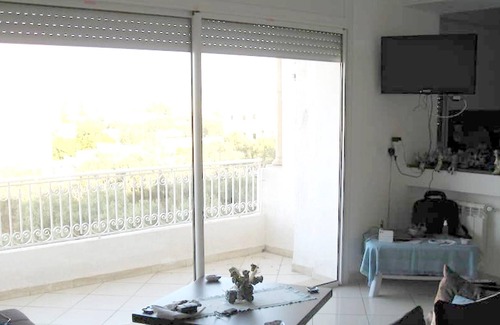 Hammamet Sud Apartment | Homerez - 100 m away from the beach! Appartement for 6 ppl. with shared pool