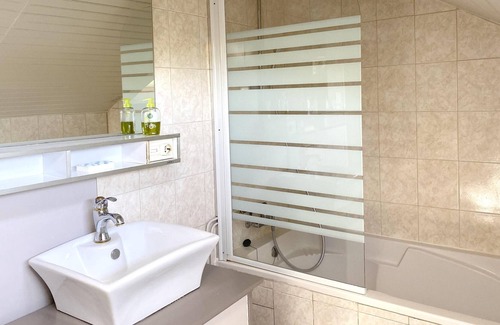 Ladignac le Long House | Homerez - Amazing house for 6 ppl. with terrace at Ladignac-le-Long