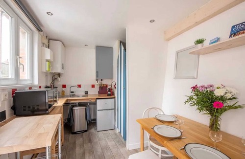 Etretat Apartment | Homerez - Apartment in Étretat