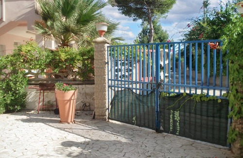 Granelli Apartment | Homerez - Apartment with sea view in Granelli - 110 m²