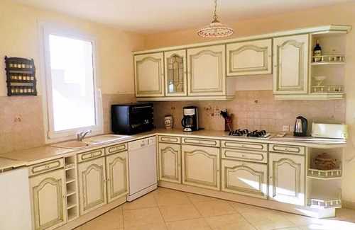 Cavalaire-sur-Mer Apartment | Homerez - Apt. Cavalaire-sur-Mer