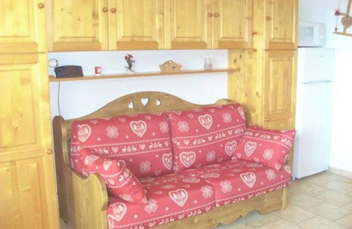 Les Saisies Apartment | Homerez - Apt. Hauteluce mountain view