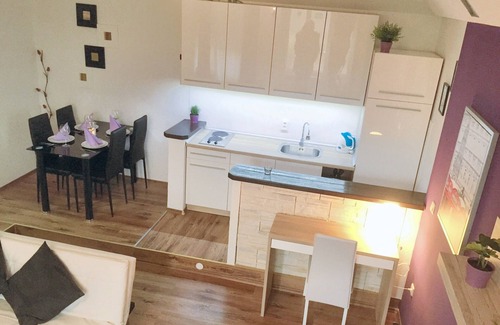 Rakovica Apartment | Homerez - Apt Rakovica w/pool