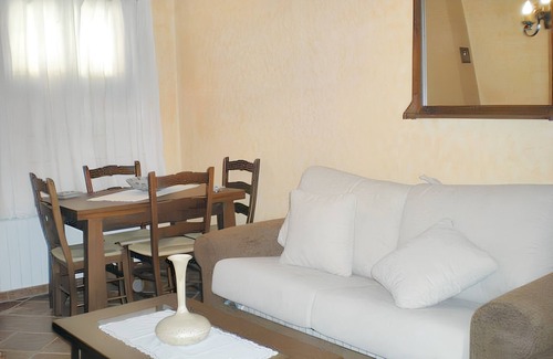 Hueva Apartment | Homerez - Beautiful apartement for 6 ppl. at Hueva