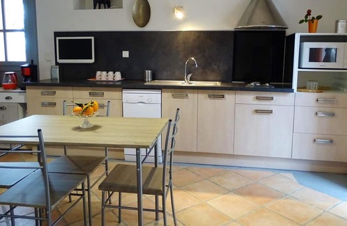 Cardet House | Homerez - Beautiful house for 4 ppl. with shared pool and terrace at Cardet
