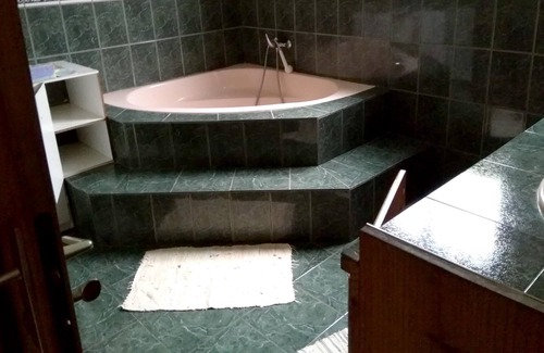 Cilaos House | Homerez - Beautiful house for 8 ppl. with garden and terrace at Cilaos
