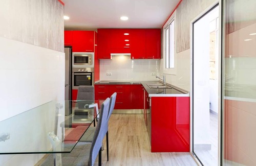 Reus Apartment | Homerez - Big appartement for 9 ppl. with balcony at Reus