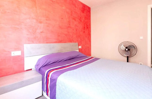 Reus Apartment | Homerez - Big appartement for 9 ppl. with balcony at Reus