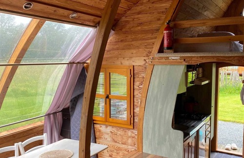 Saint-Pardoux House | Homerez - Bungalow in Saint-Pardoux