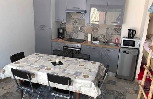 Clermont-Creans Ski Chalet | Homerez - Chalet in Clermont-Créans