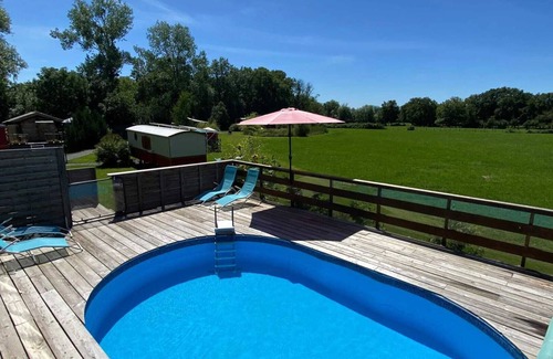 Saint-Pardoux House | Homerez - Charming Bungalow in Saint-Pardoux with Pool