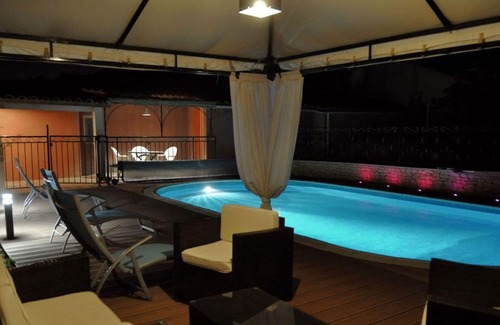 Gargas House | Homerez - Charming House in Gargas with Private Pool