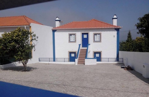 Almocageme House | Homerez - Charming House in Sintra + View