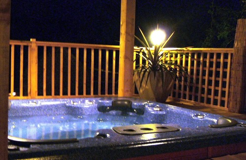 Nehou House | Homerez - Charming house with shared pool in Nehou