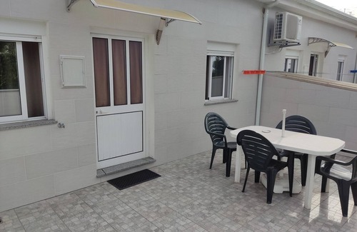 Marinhas House | Homerez - Comfortable House in Marinhas + Garden and Sea View.