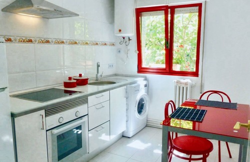 Marin Apartment | Homerez - Cosy apartment in Mogor with sea view terrace - 40 m²