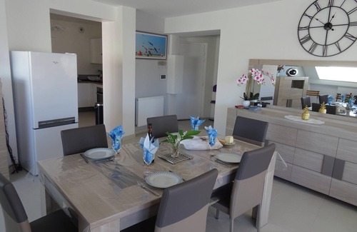 Berck-sur-Mer Apartment | Homerez - Cosy Apartment in Berck with Sea View (72m²) + Balcony