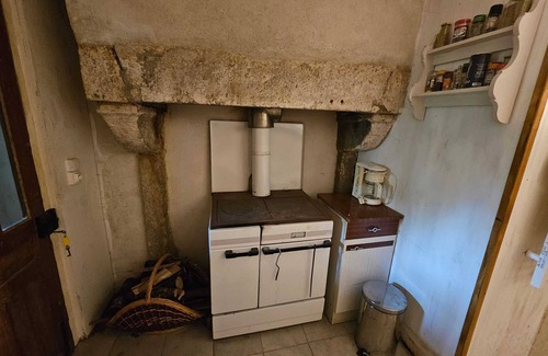 Moitron House | Homerez - Cozy House in Moitron 40 m²