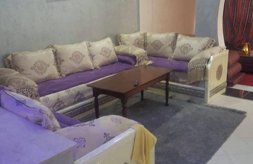 Pont Blondin Apartment | Homerez - Elegant apartment in Mohammedia, sea view