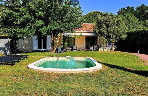 Chamaret Villa | Homerez - Elegant Villa in Chamaret with Private Pool