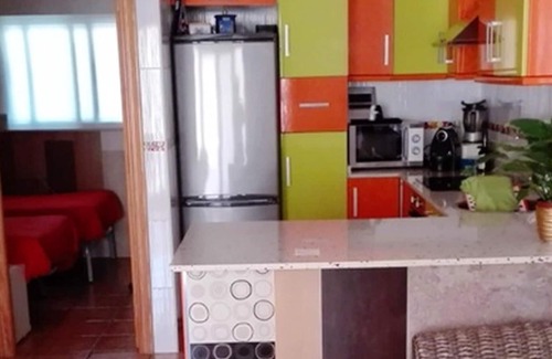 El Perello House | Homerez - House 1 km away from the beach for 7 ppl. with shared pool and garden