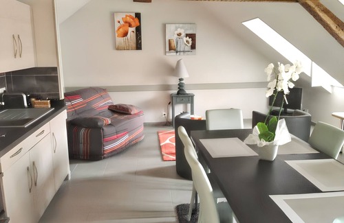 La Ferriere-aux-Etangs Apartment | Homerez - Apt La Ferrière-aux-Étangs