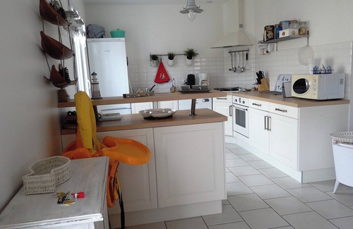 Marennes House | Homerez - Spacious House near Marennes-Hiers-Brouage (90 m²)