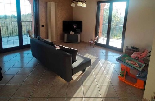 Abbateggio House | Homerez - House 15 km away from the slopes for 8 ppl. with swimming-pool