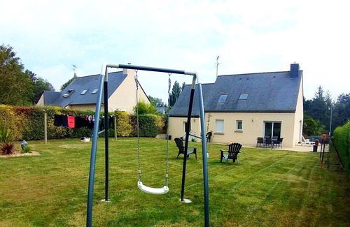 Tregomeur House | Homerez - House 5 km away from the beach for 7 ppl. with garden at Trégomeur