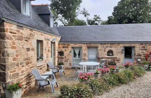 Cleden-Cap-Sizun House | Homerez - House in Cléden-Cap-Sizun
