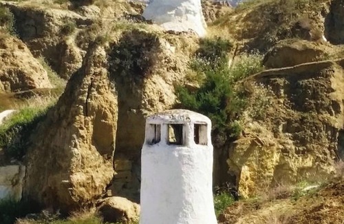 Guadix House | Homerez - House Guadix, BBQ, Parking