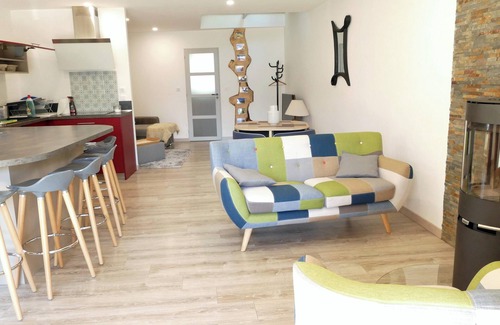 Guchan House | Homerez - House in Guchan, mountain view
