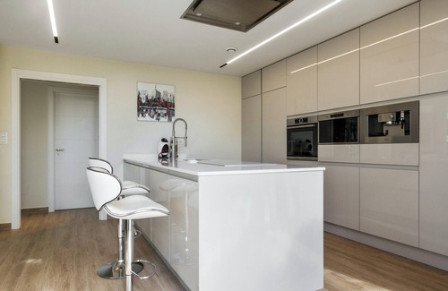 San Fulgencio Villa | Homerez - Luxury Villa San Fulgencio + Pool