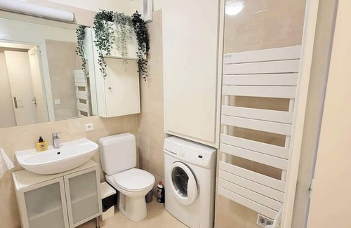 Arts-et-Metiers Apartment | Homerez - Nice apartement for 2 ppl. at Paris