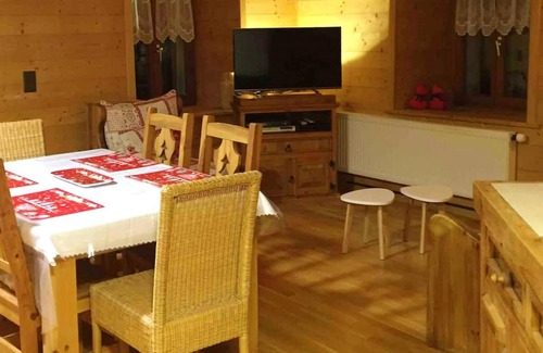Orsieres Apartment | Homerez - Nice appartement 2 km away from the slopes for 6 ppl. at Orsières