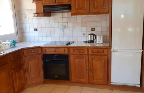 Goussainville House | Homerez - Nice house for 6 ppl. with garden and terrace at Goussainville