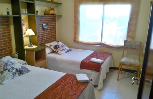 Chatun House | Homerez - Nice house for 7 ppl. with swimming-pool, garden and terrace at Chatún