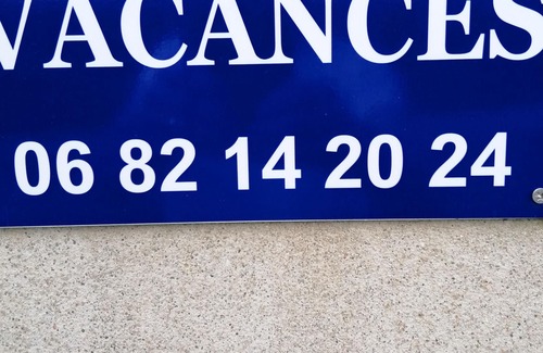 Tredaniel House | Homerez - Nice house with garden and terrace & Wifi