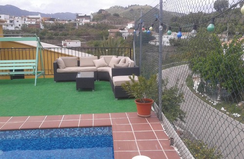 Portugalejo House | Homerez - Quaint House in Canillas with Private Pool